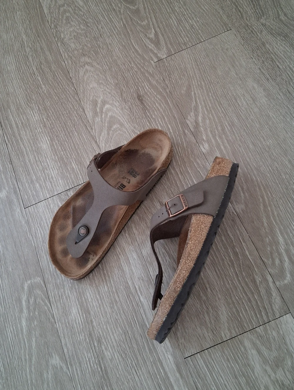 Birkenstock Gizeh Sandal In Mocha 38EU